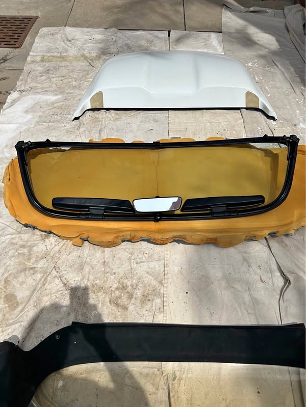 1989 Porsche 911 Speedster Original Parts Package \u2013 Doors, Top, Windshield & Rear Hump