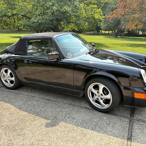 1990 Porsche 911 - Carrera 4 AWD Cabriolet 2D
