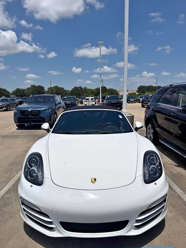 2013 Porsche Boxster - Cabriolet 2D
