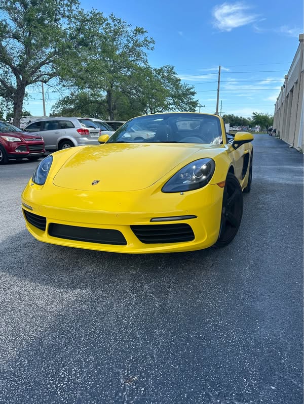 2017 Porsche 718 Boxster - 718 Boxster