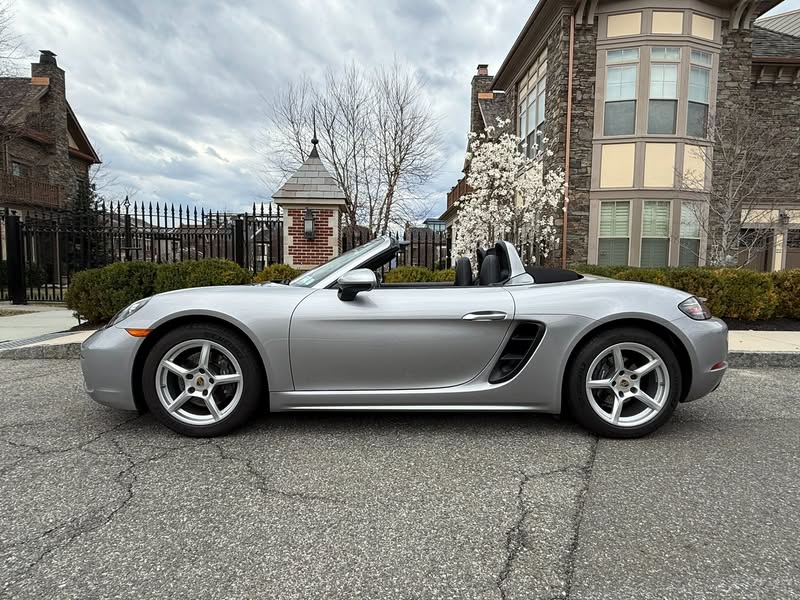 2019 Porsche 718 Boxster Roadster Convertible 2D