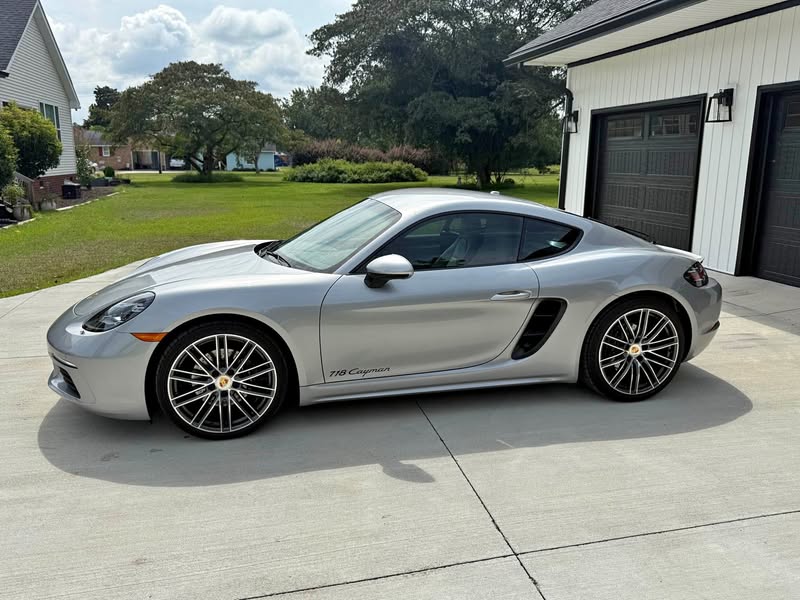 2024 Porsche 718 Cayman - Style Edition Coupe 2D