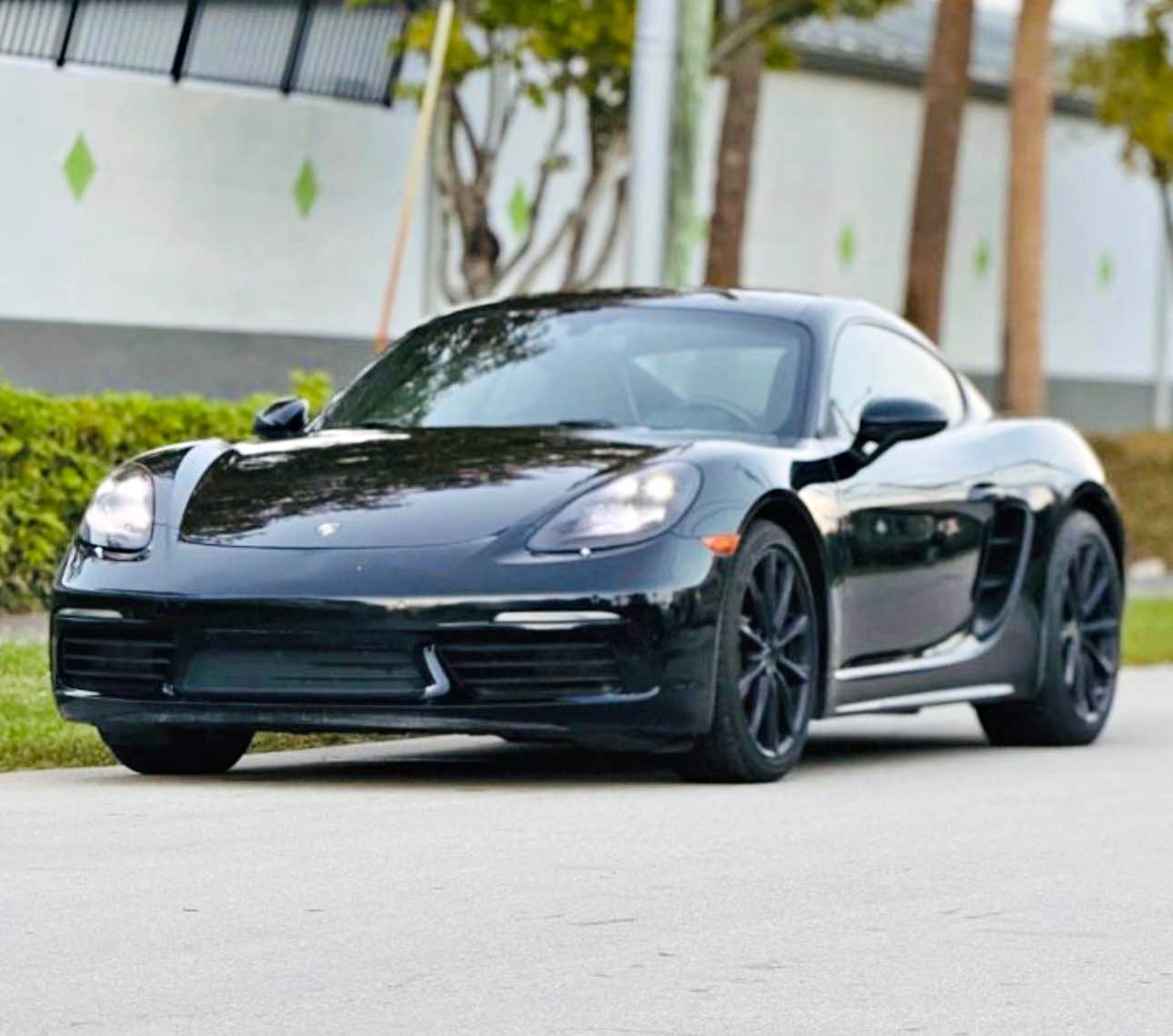 2018 Porsche 718 Cayman - Style Edition Coupe 2D