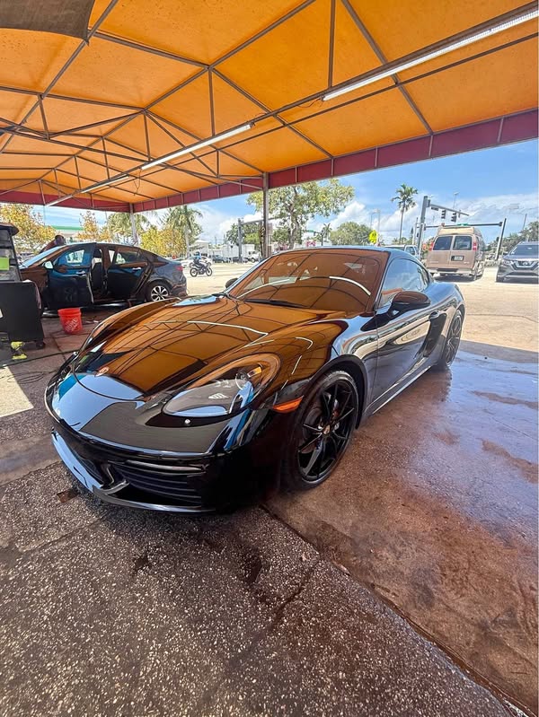 2024 Porsche 718 Cayman - Coupe 2D