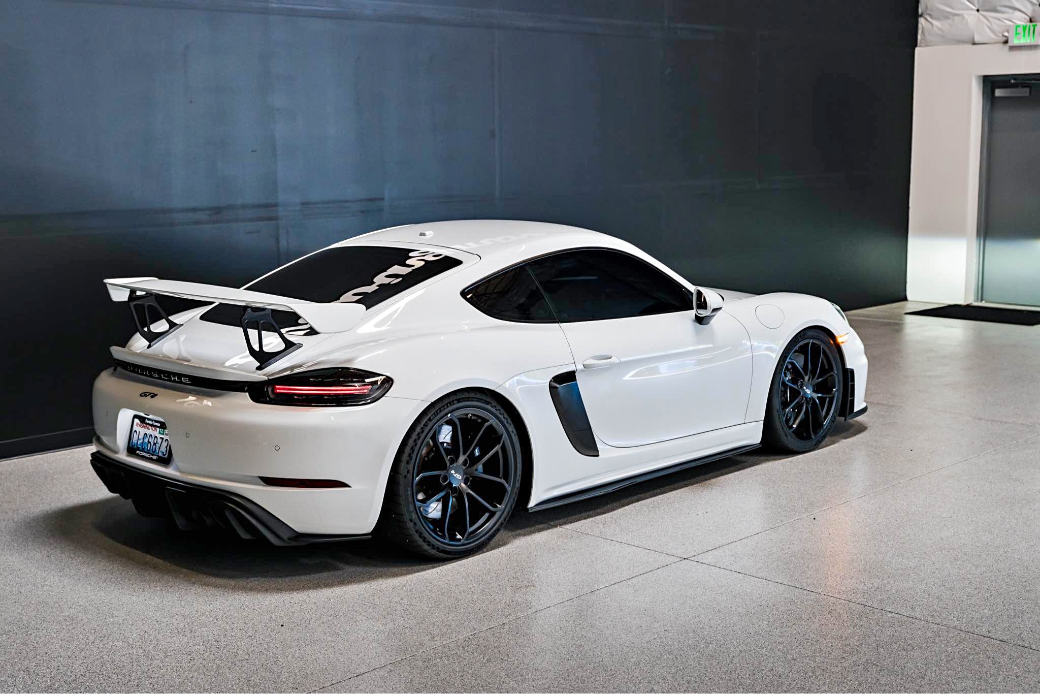 2018 Porsche 718 Cayman - GT4