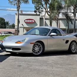 1999 Porsche Boxster - Cabriolet 2D