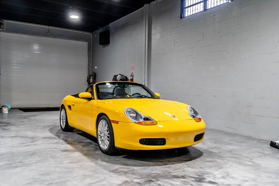 1999 Porsche Boxster - Cabriolet 2D