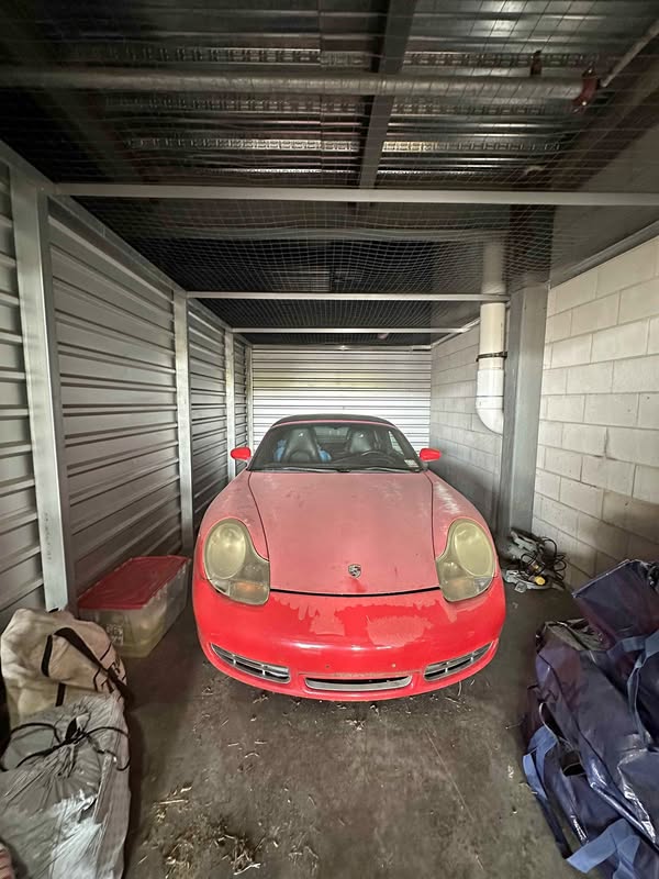 2000 Porsche Boxster - Roadster 2D