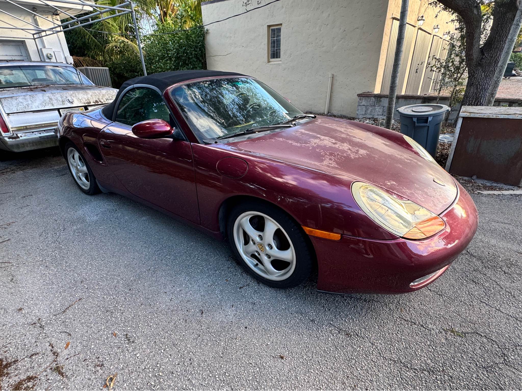 2000 Porsche Boxster - Cabriolet 2D