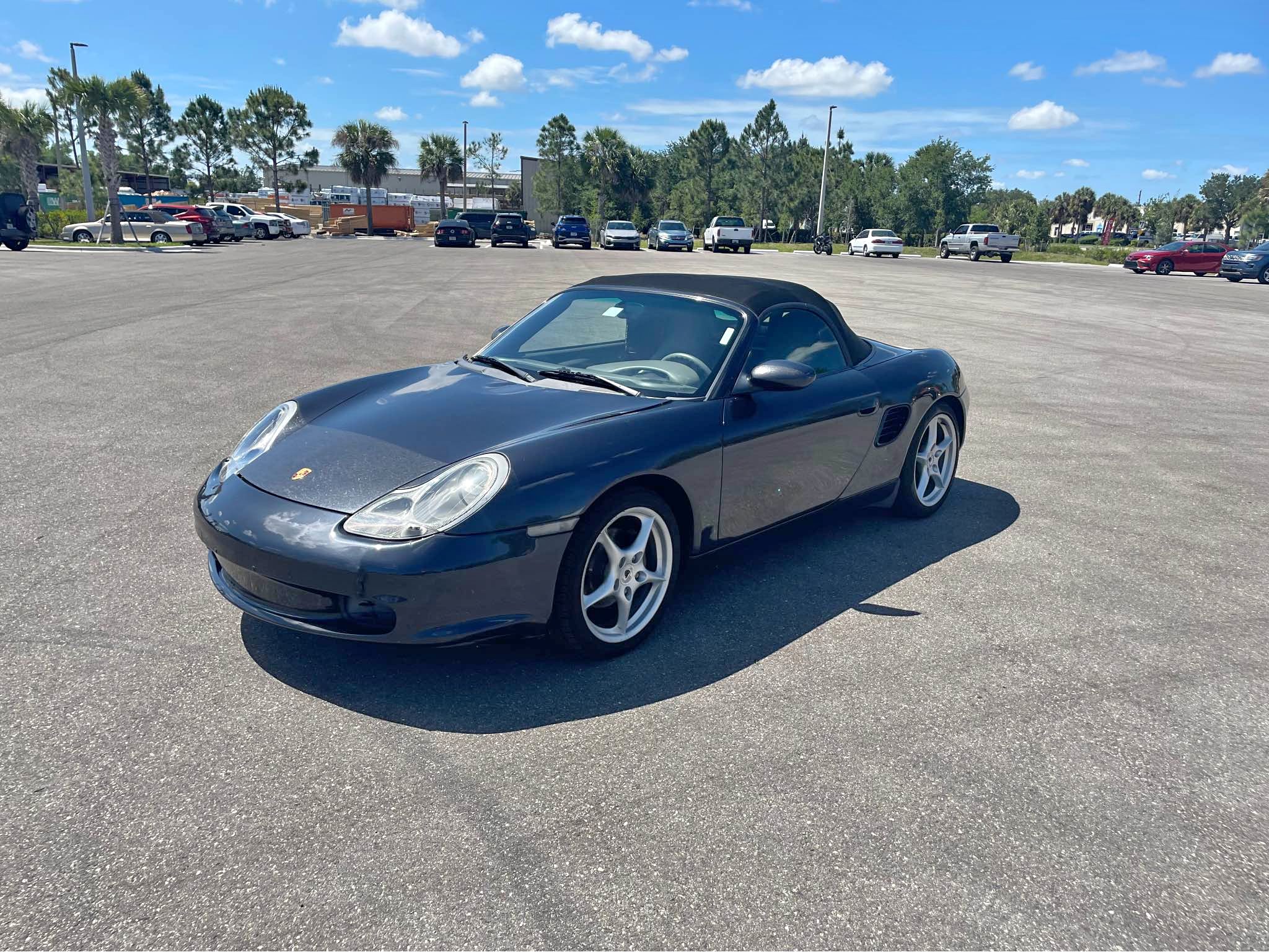 2004 Porsche Boxster - Cabriolet 2D