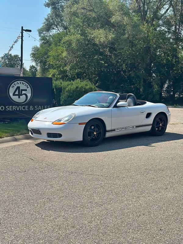 1997 Porsche Boxster - Cabriolet 2D