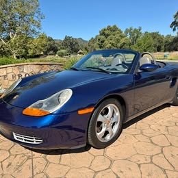 2002 Porsche Boxster - Cabriolet 2D