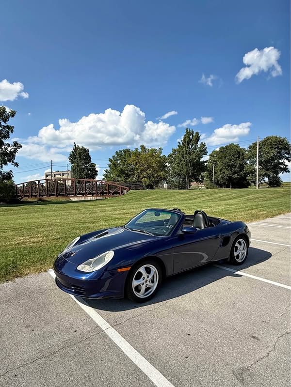 2002 Porsche Boxster - Roadster 2D