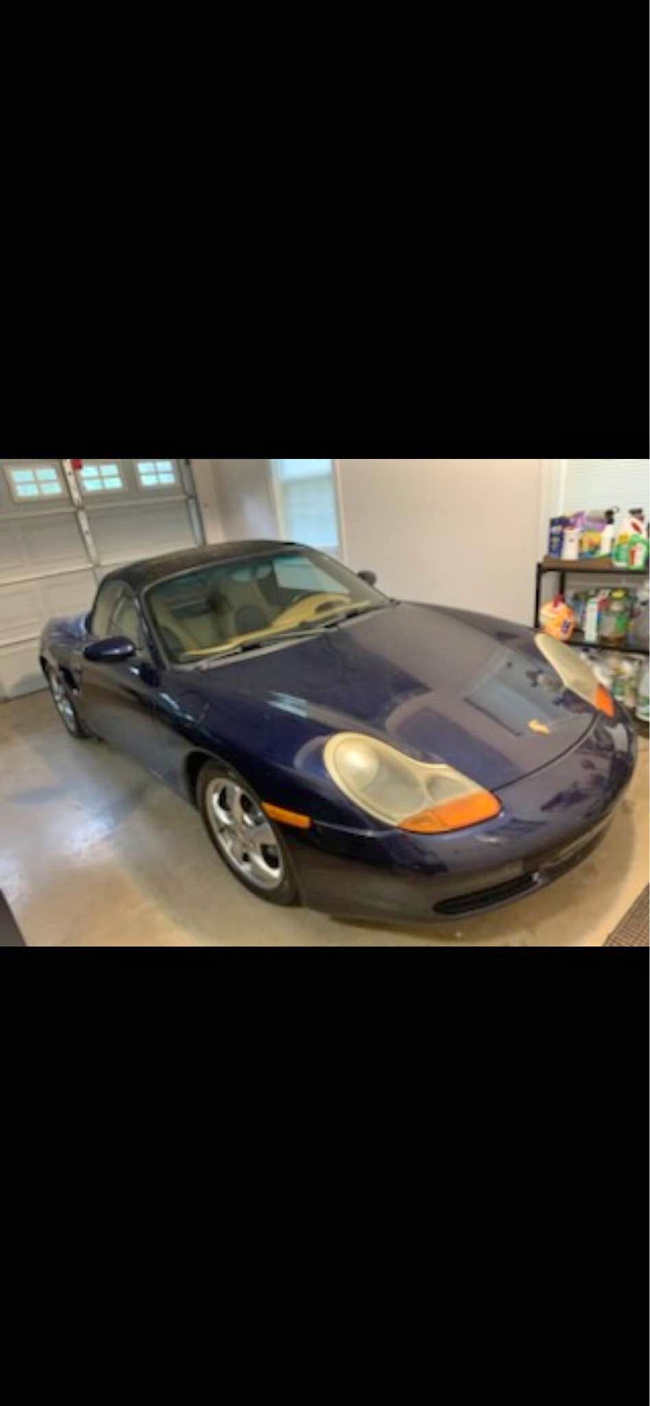 2002 Porsche Boxster - Cabriolet 2D