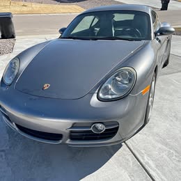 2008 Porsche cayman s tiptronic. see all pics
