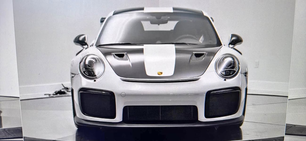2018 Porsche 911 - GT2 RS Coupe 2D