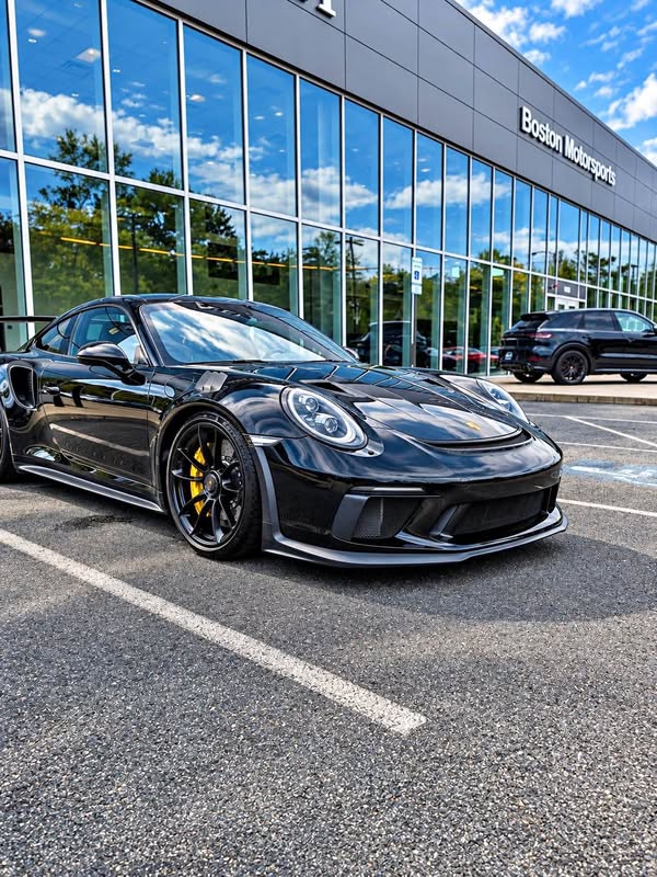 2019 Porsche 911 - GT3 RS Coupe 2D