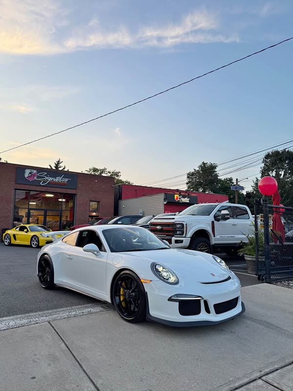 2015 Porsche 911 - GT3 Coupe 2D