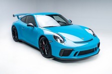 2018 Porsche 911 GT3 - 6 SPEED