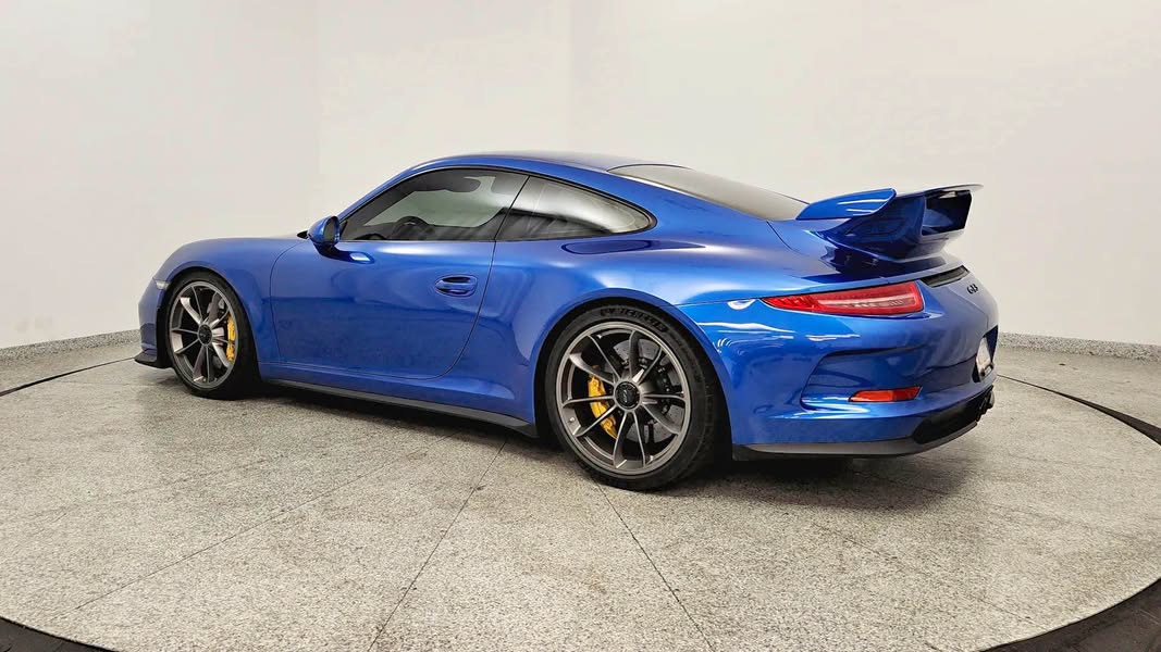 2015 Porsche 911 - GT3 Coupe 2D
