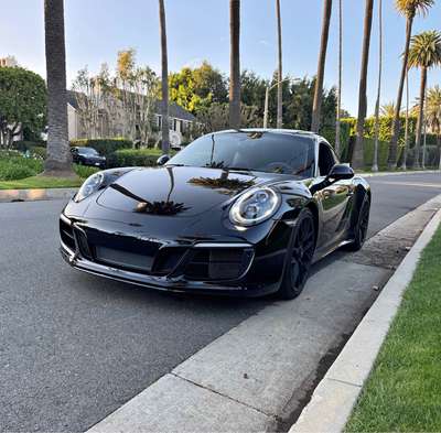 2019 Porsche 911 - Carrera 4 GTS Coupe 2D