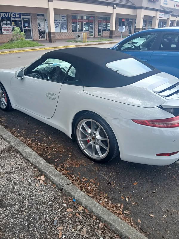 2016 Porsche 911 - Carrera GTS Convertible 2D
