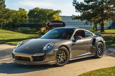 2014 Porsche 911 TURBO S