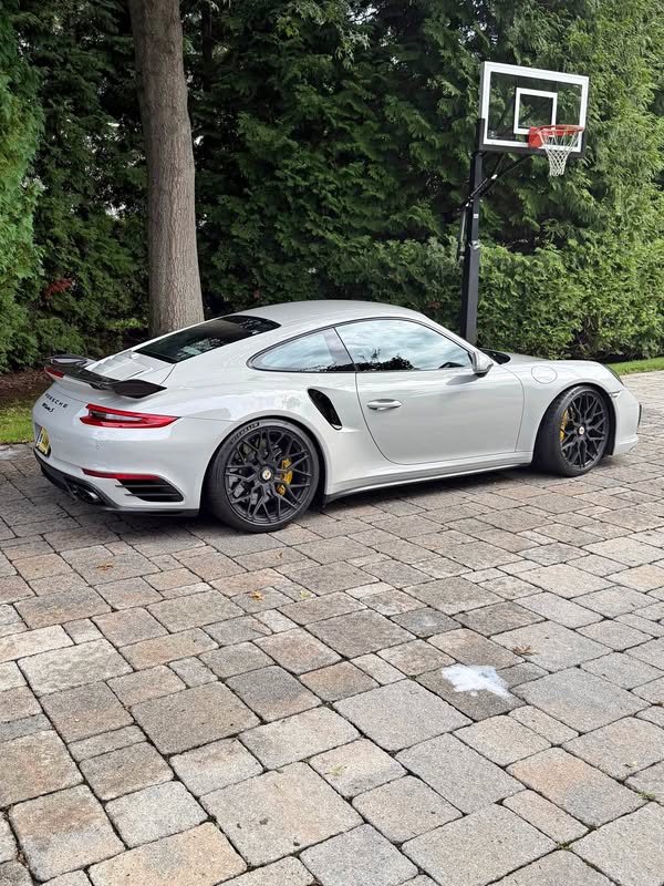 2018 Porsche 911 - Turbo S Coupe 2D
