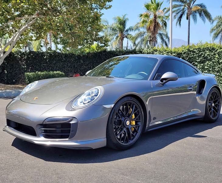 2014 Porsche 911 - Turbo S Coupe 2D
