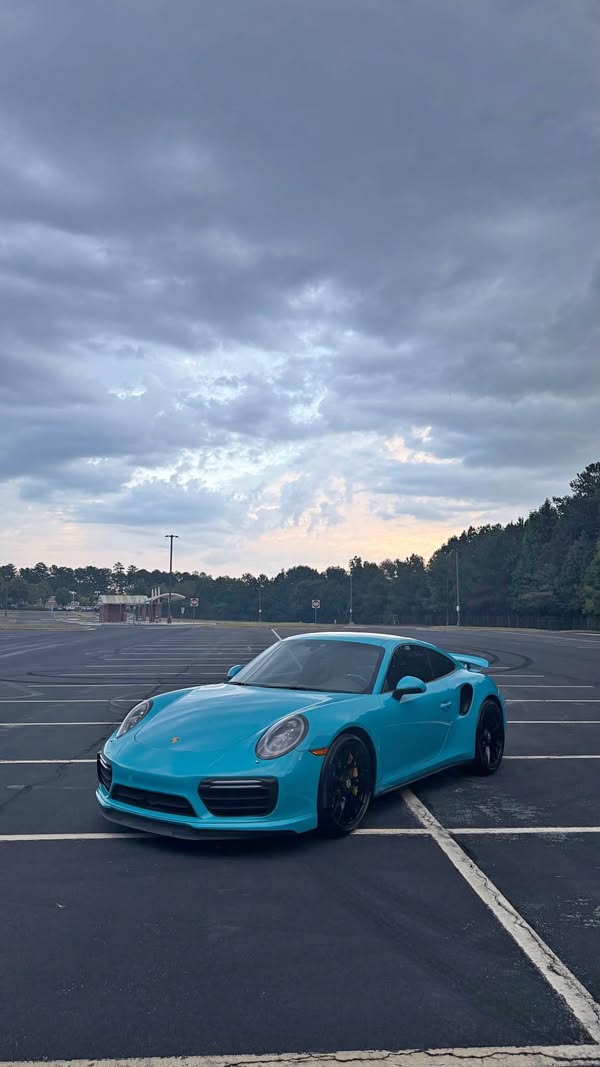 2018 Porsche 911 - Turbo S
