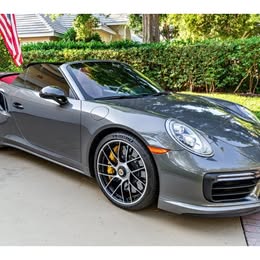 2019 Porsche 911 Turbo S Cabriolet