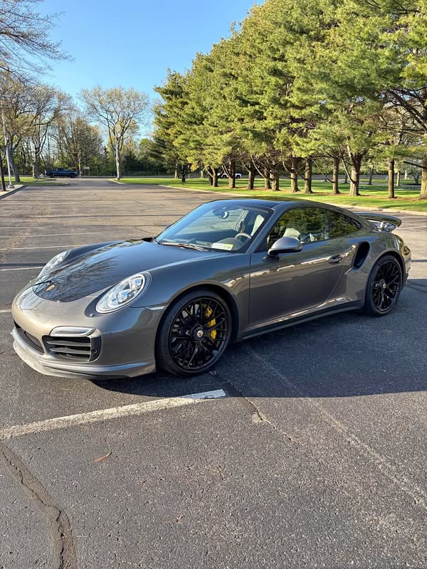 2014 Porsche 911 - Turbo S Coupe 2D
