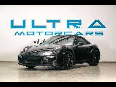 2015 Porsche 911 2dr Cabriolet Turbo