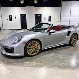 2017 Porsche 911 Turbo S - Cabriolet