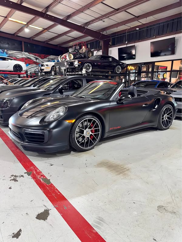 2017 Porsche 911 - Turbo Cabriolet 2D