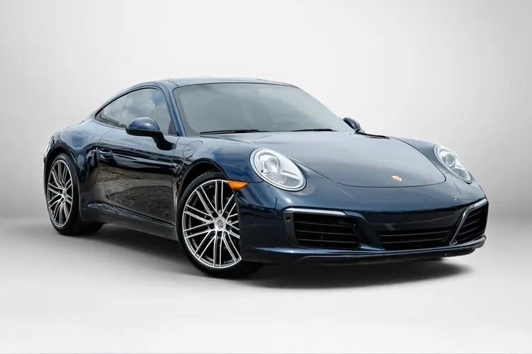 2019 Porsche 911 carerra