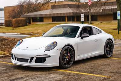 2015 Porsche 911 Carrera GTS