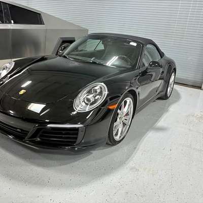 2017 Porsche 911 - Carrera s