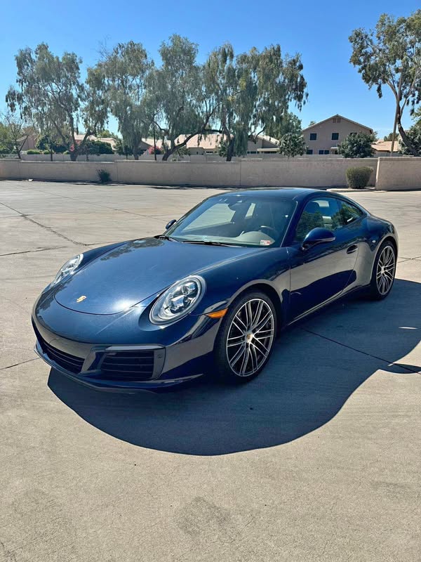 2018 Porsche 911 - Carrera 2 Coupe 2D