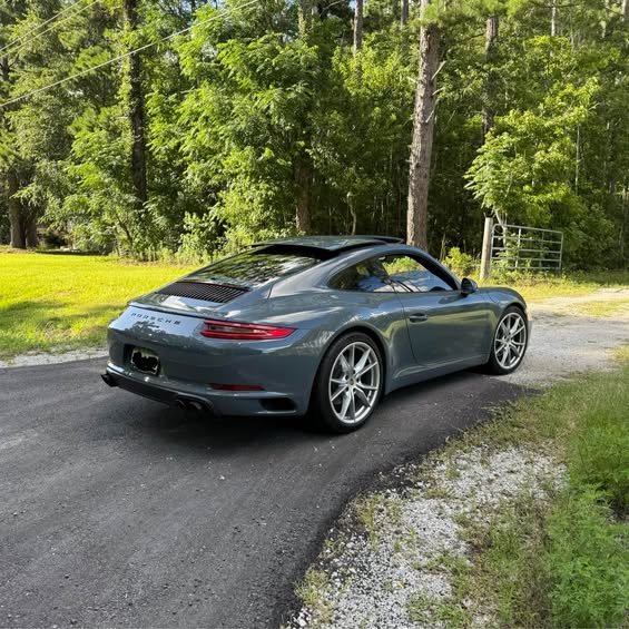 2017 Porsche 911 - Carrera 2 Coupe 2D
