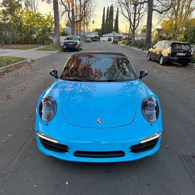 2013 Porsche 911 - Carrera S Cabriolet 2D