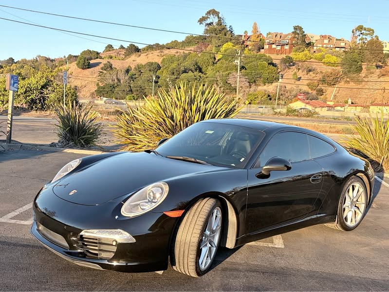 2015 Porsche 911 - Carrera Coupe 2D