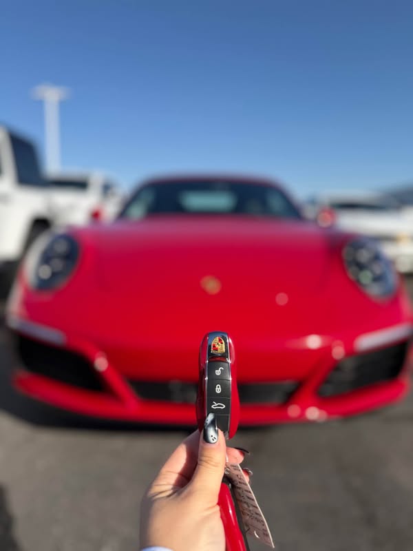 2017 Porsche 911 - Carrera 4S