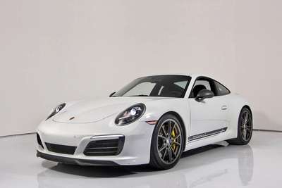 2019 Porsche 911 - Carrera T Coupe 2D