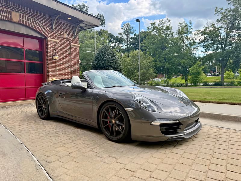 2014 Porsche 911  - Carrera 4S Cabriolet
