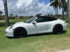 2015 Porsche 911 CARRERA