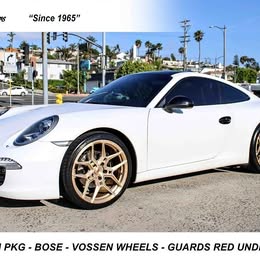 2014 Porsche 911 Carrera Coupe w\/Premium Pkg