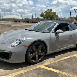 2018 Porsche 911 - Cabriolet 2D