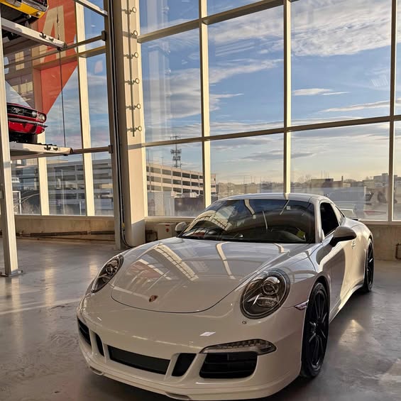2014 Porsche 911 - Carrera 4S Coupe 2D