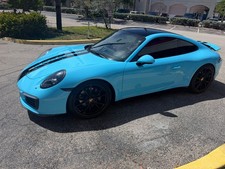 2017 Porsche 911 CARRERA